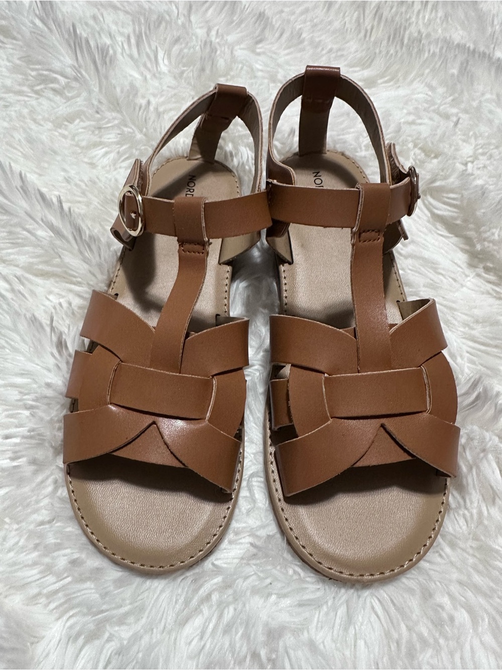 Used Nordstrom Brown Girls' T-Strap Woven Sandals size 3.